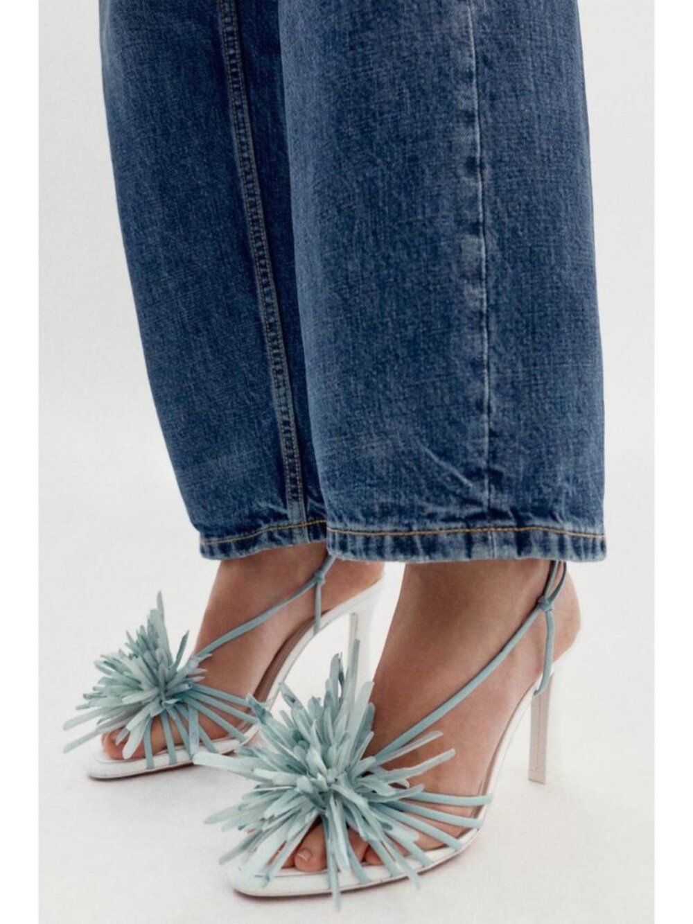 ZARA FLORAL HEELED SANDALS 2334/810/001 - Picture 2 of 5